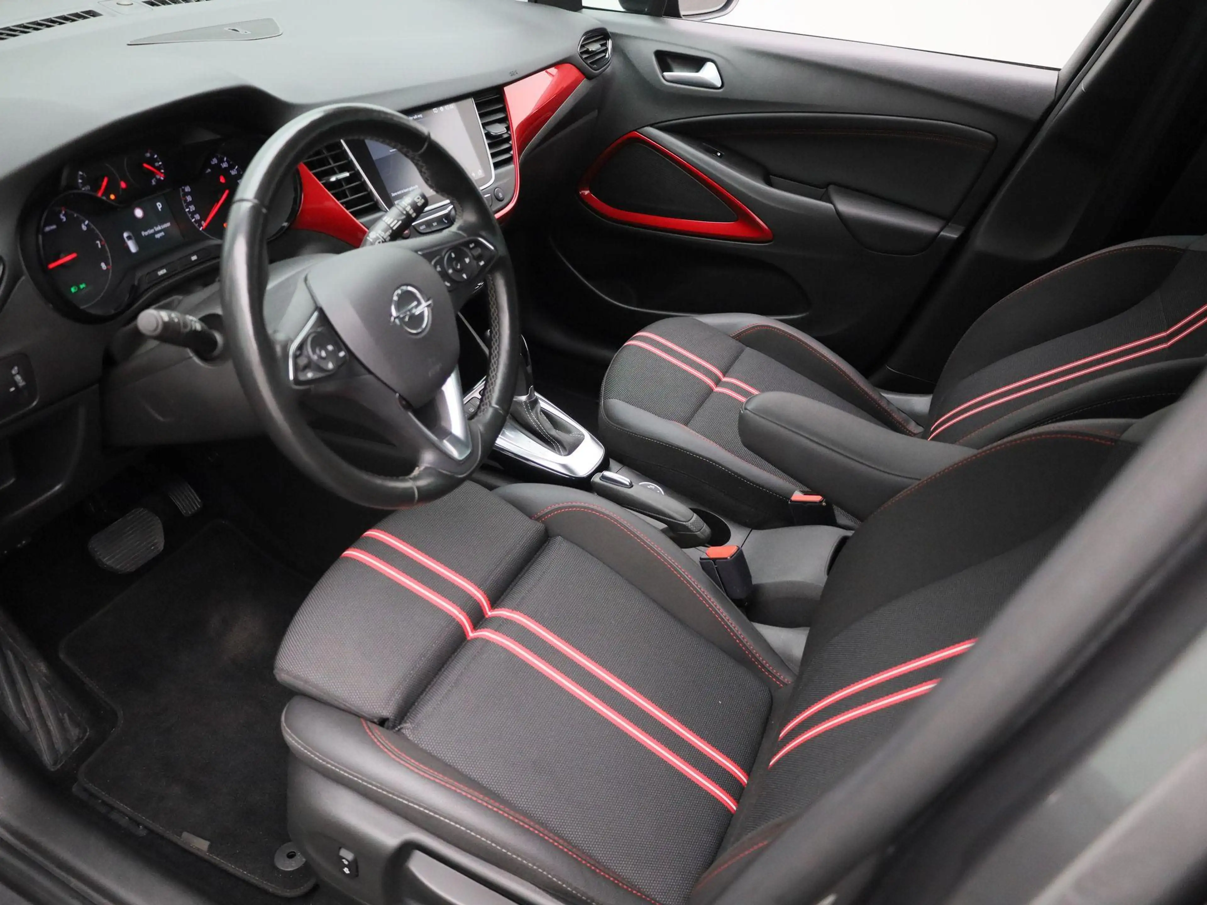 Opel Crossland 1.2 96kW Turbo S/S Auto GS Line — photo 15