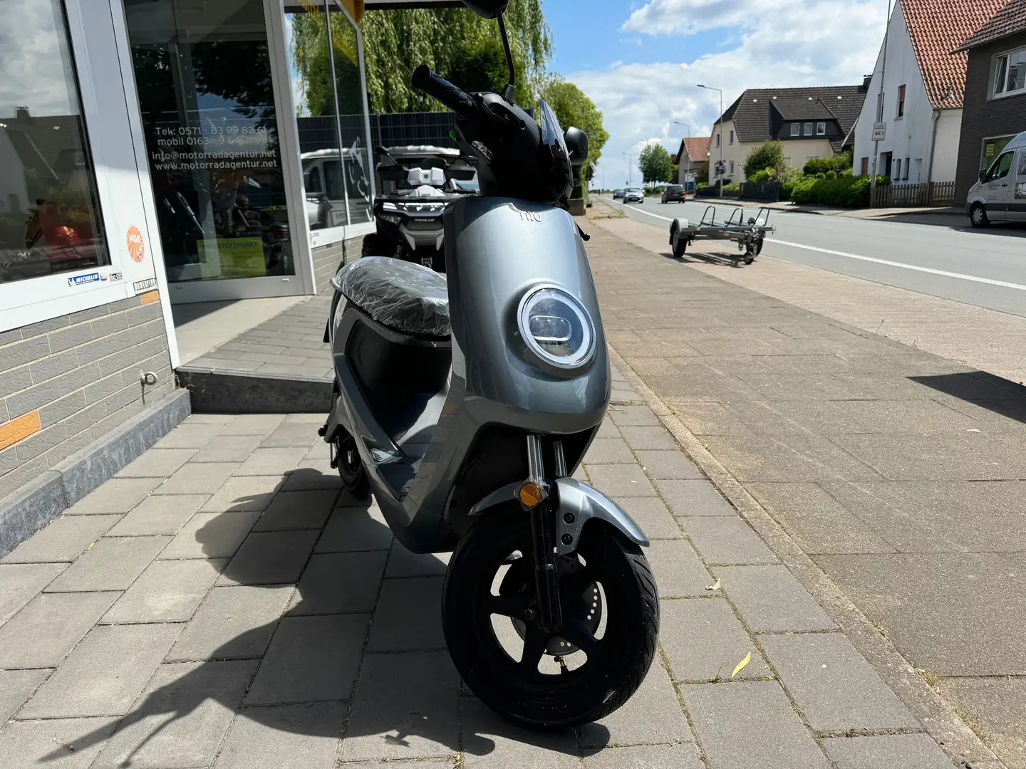 Niu MQi Pro Sommer Aktion -20% auf Niu Lagerfahrzeuge Gri - 2