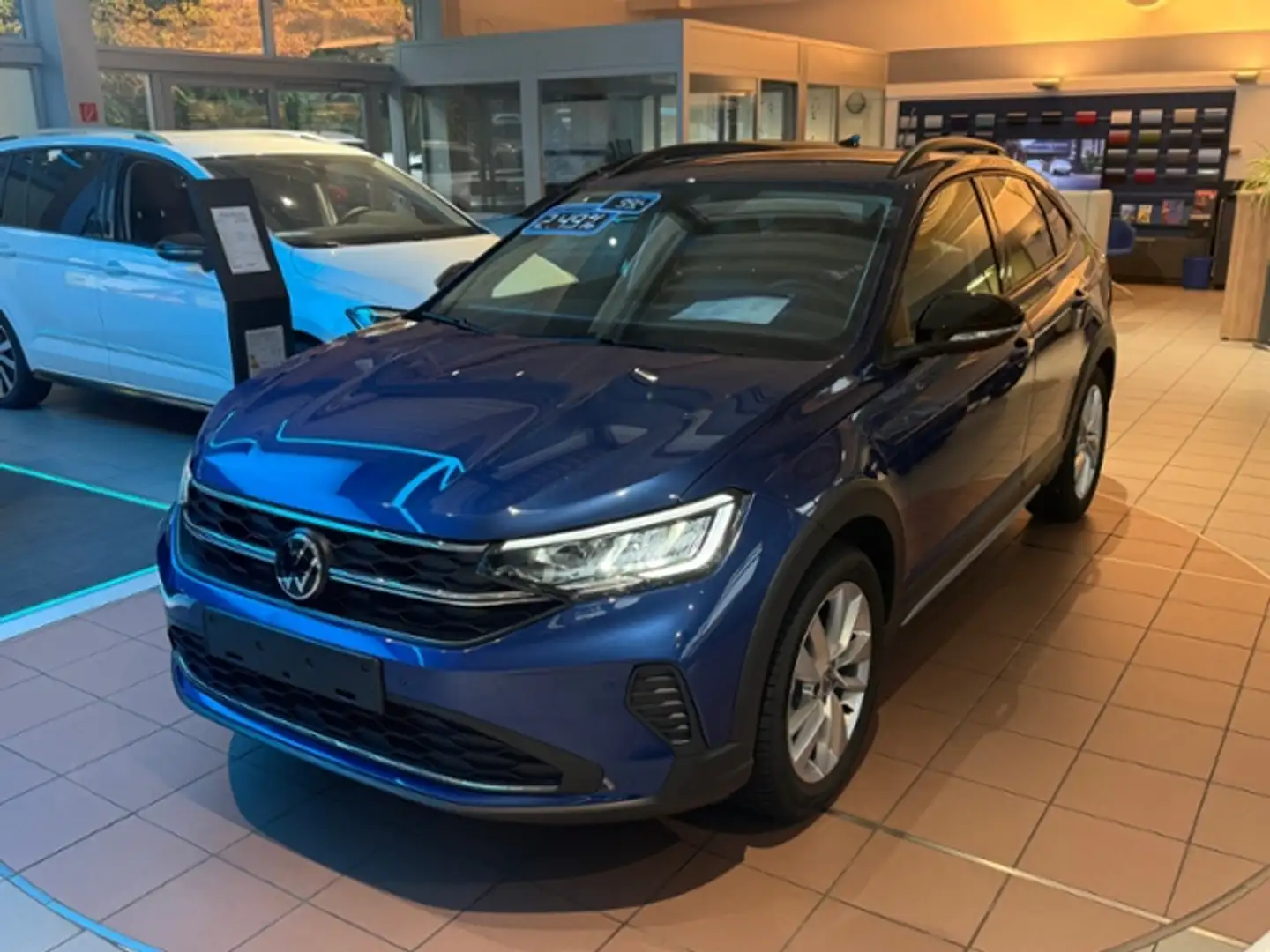 Volkswagen Taigo 1.0 TSI Goal Blau - 2