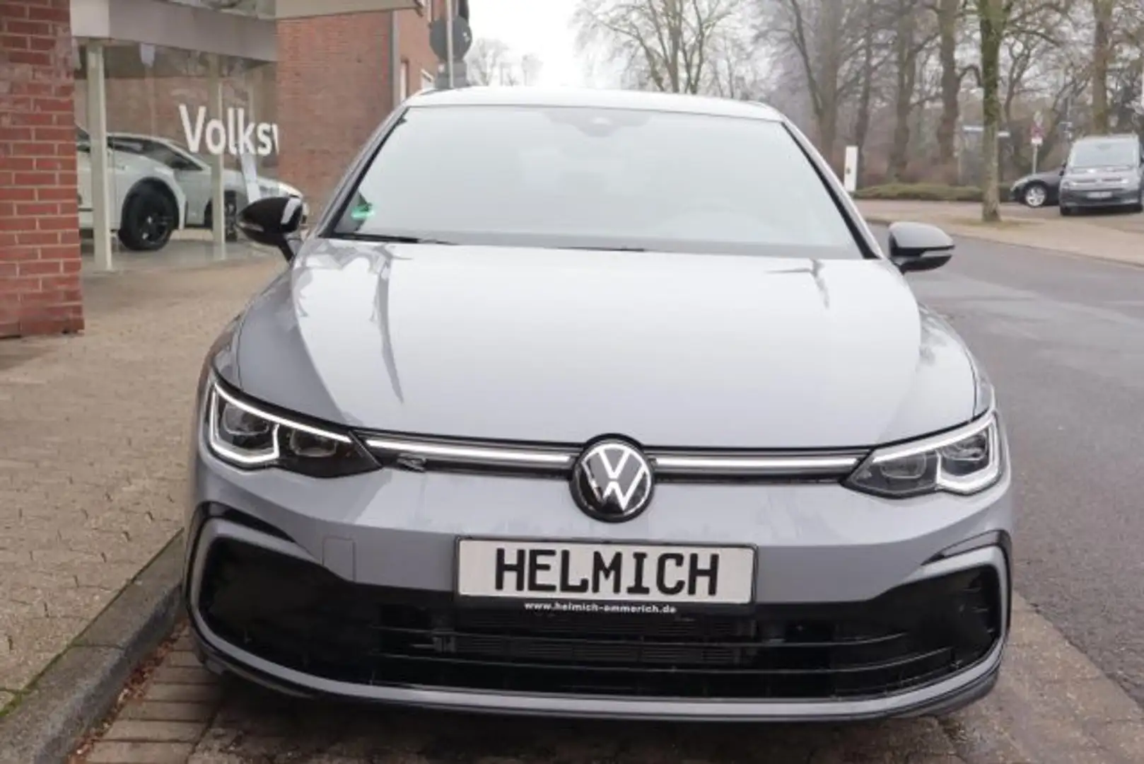 Volkswagen Golf VIII 1.5 eTSI R-Line Navi DSG Standhz. LED Grau - 2
