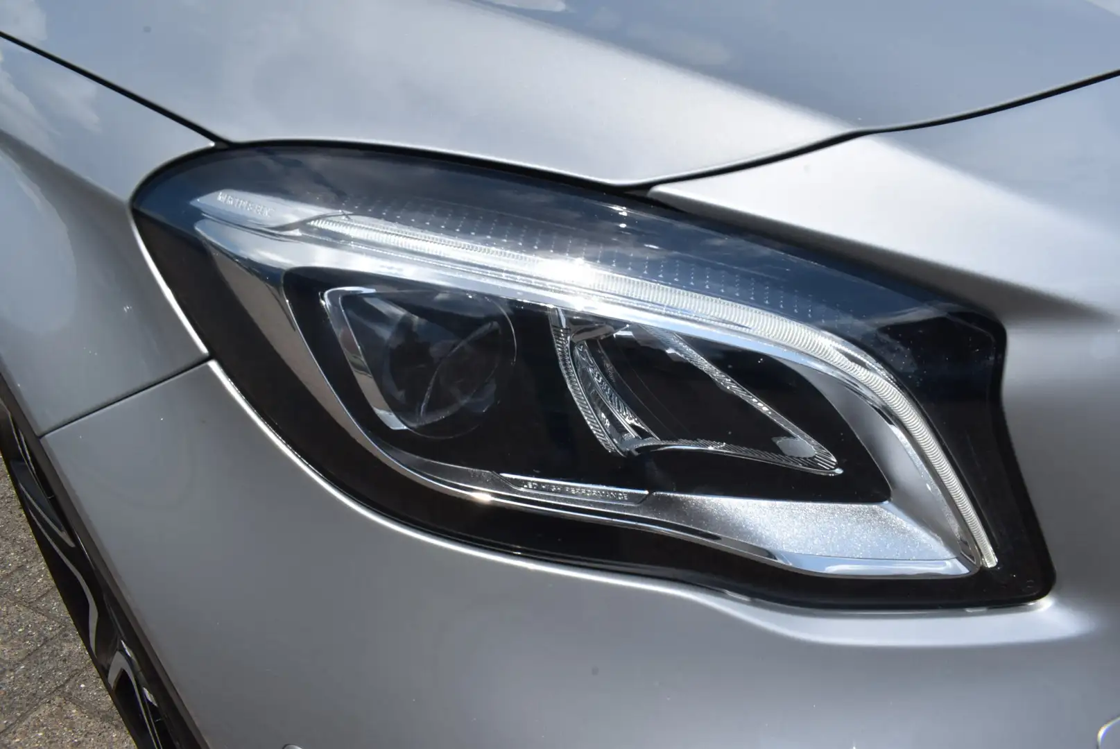 Mercedes-Benz GLA 180 Pack AMG ***12M GARANTIE*** - 2