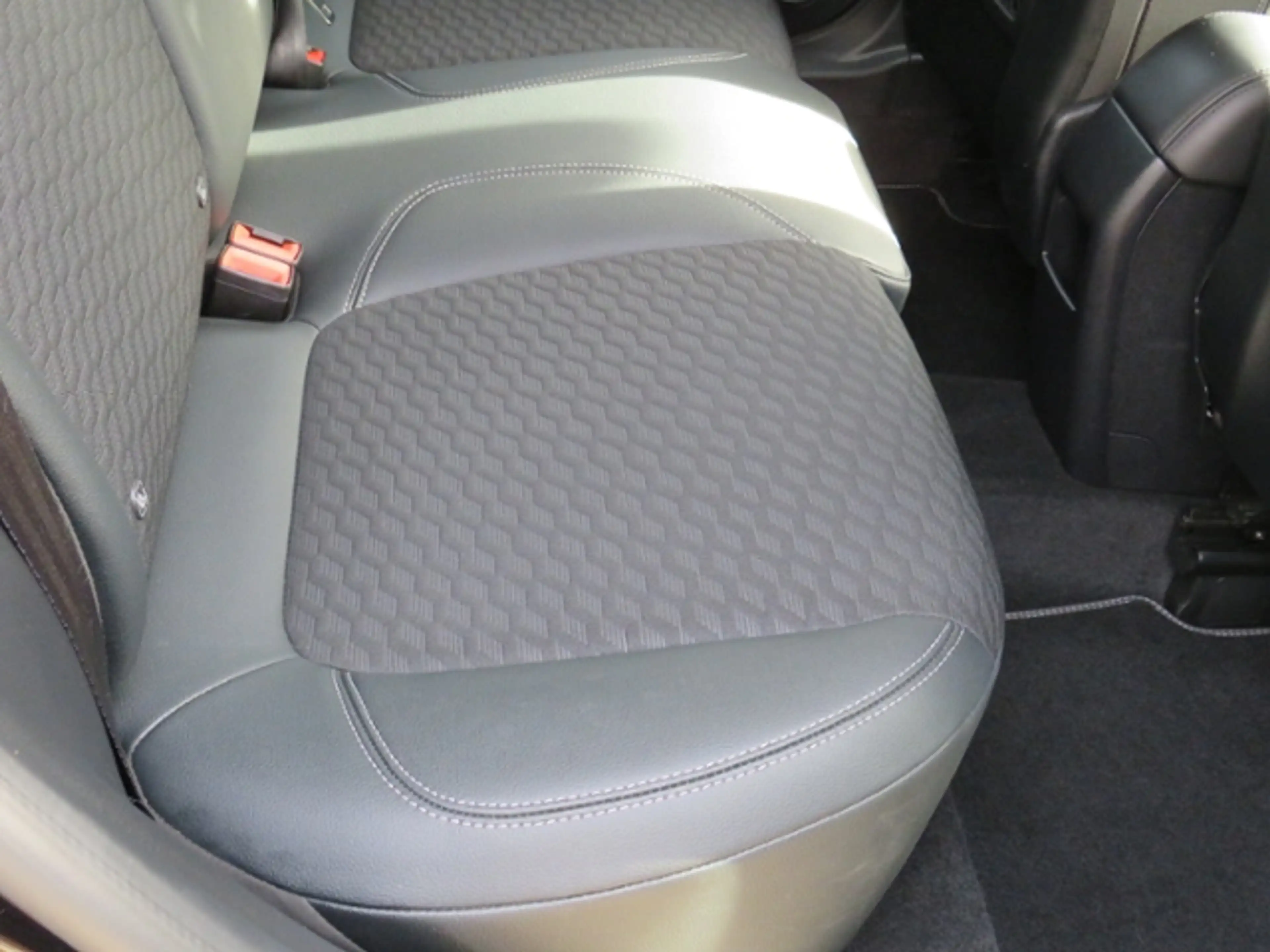 Ford Puma Titanium X Klima LED Navi Alu — photo 9