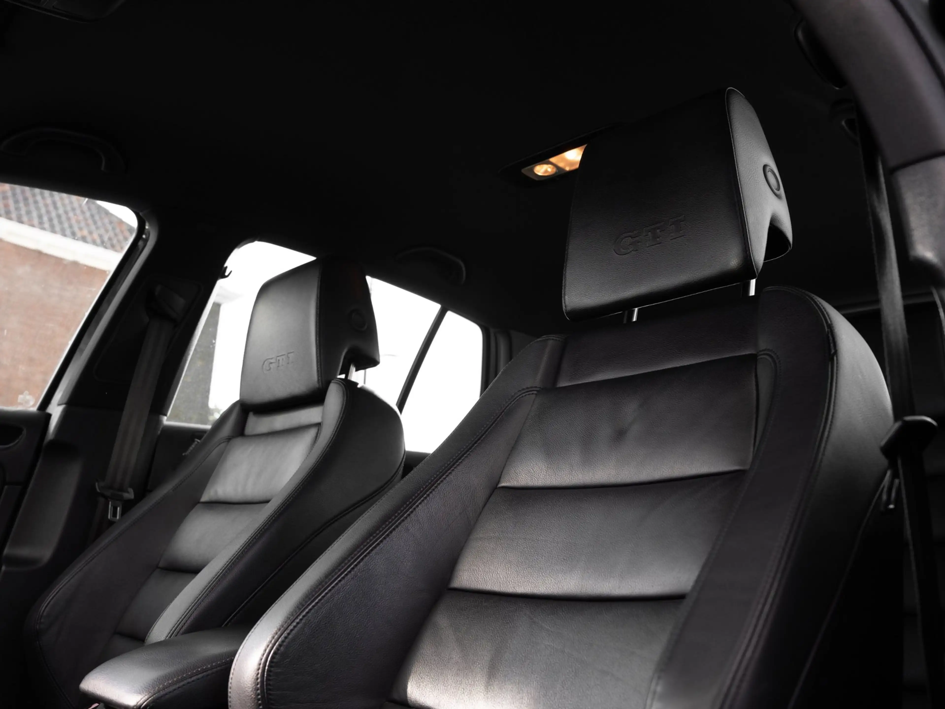 Volkswagen Golf GTI Volkswagen|Camera|PDC|Xenon-Led 2.0 — photo 20