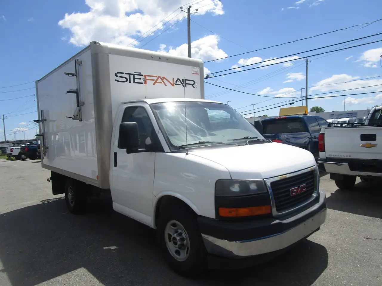 2017 GMC Savana
