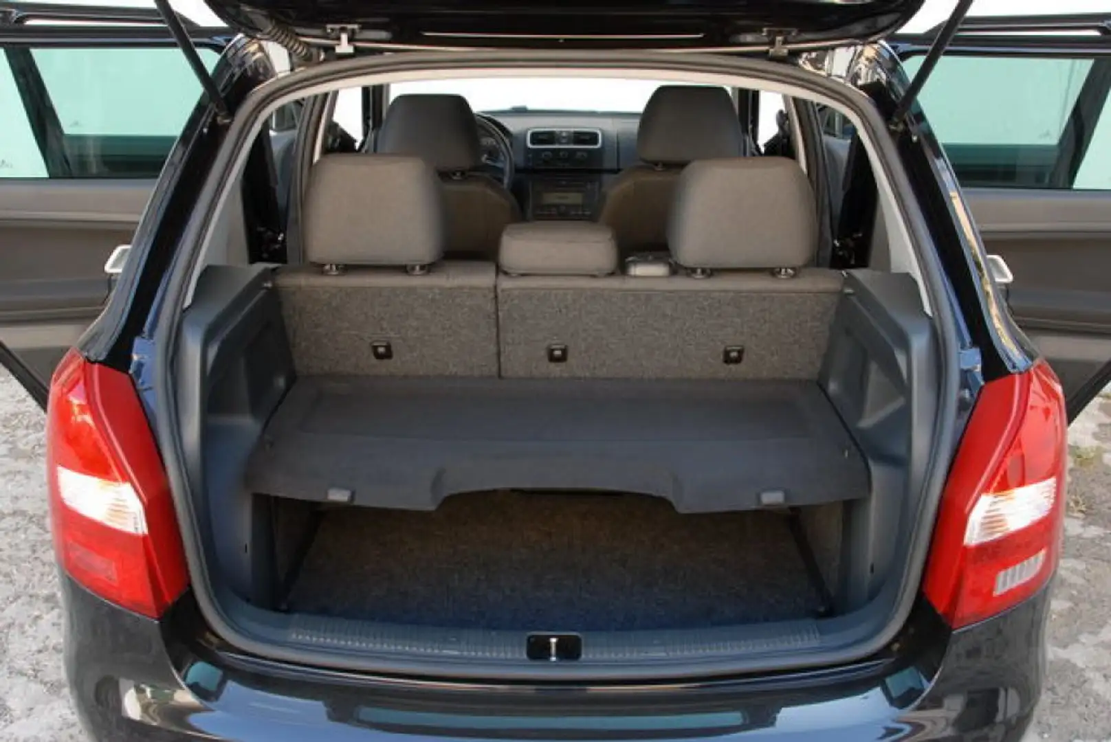 Skoda Fabia 1.2  GPL Nero - 2