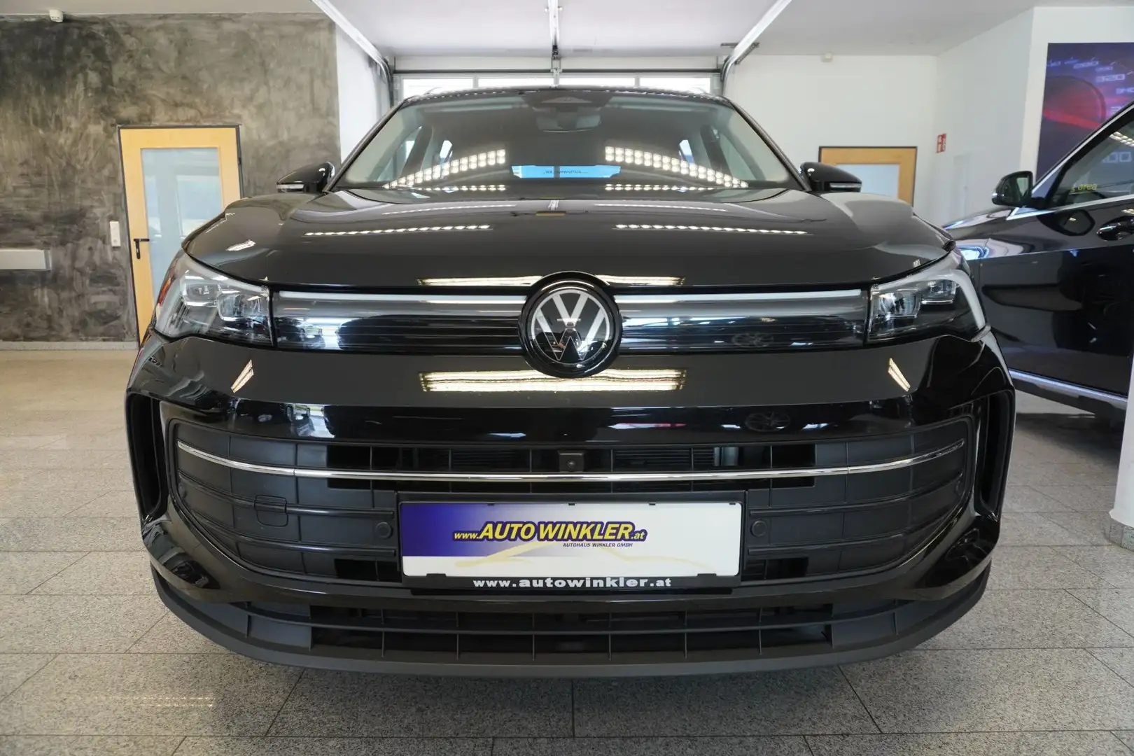 Volkswagen Tiguan 1.5 eTSI Life MY26/Virtual/Navi/LED/Kamera Schwarz - 2