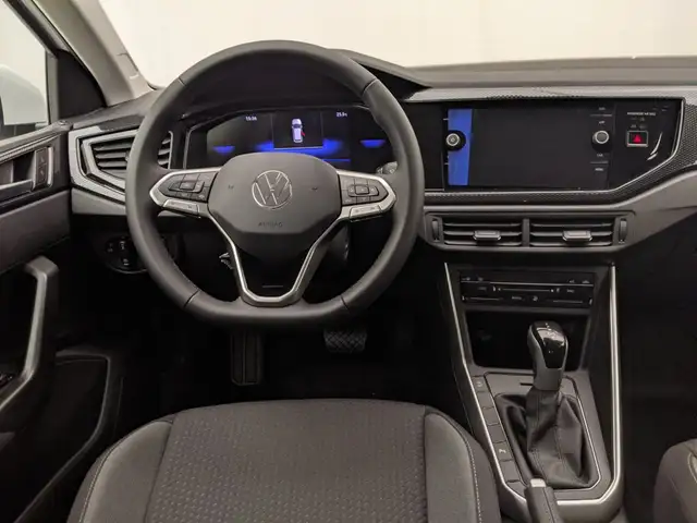 Volkswagen Polo view 7