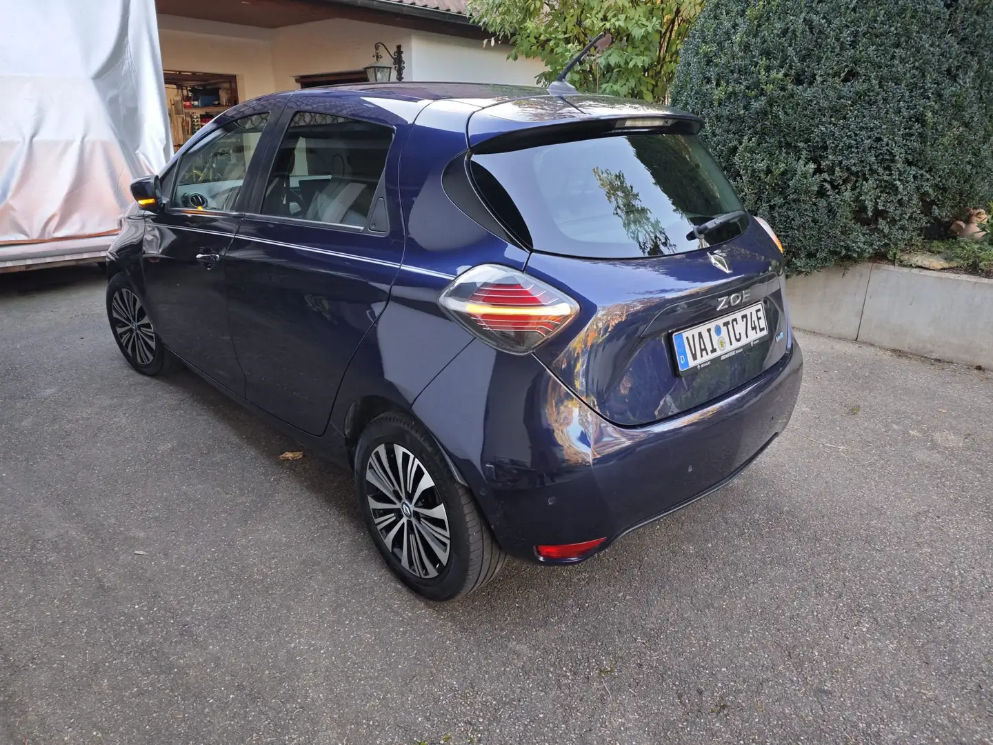 Renault ZOE Riviera mit Batterie Blau - 1
