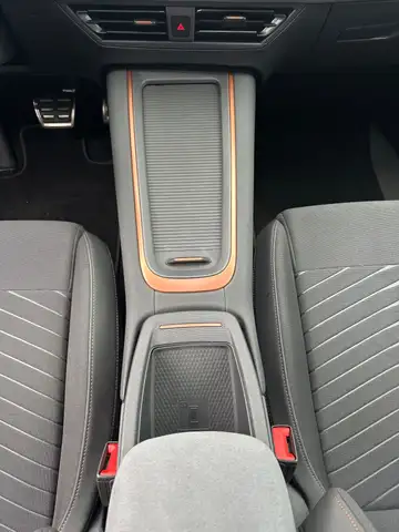 Cupra Born view 13