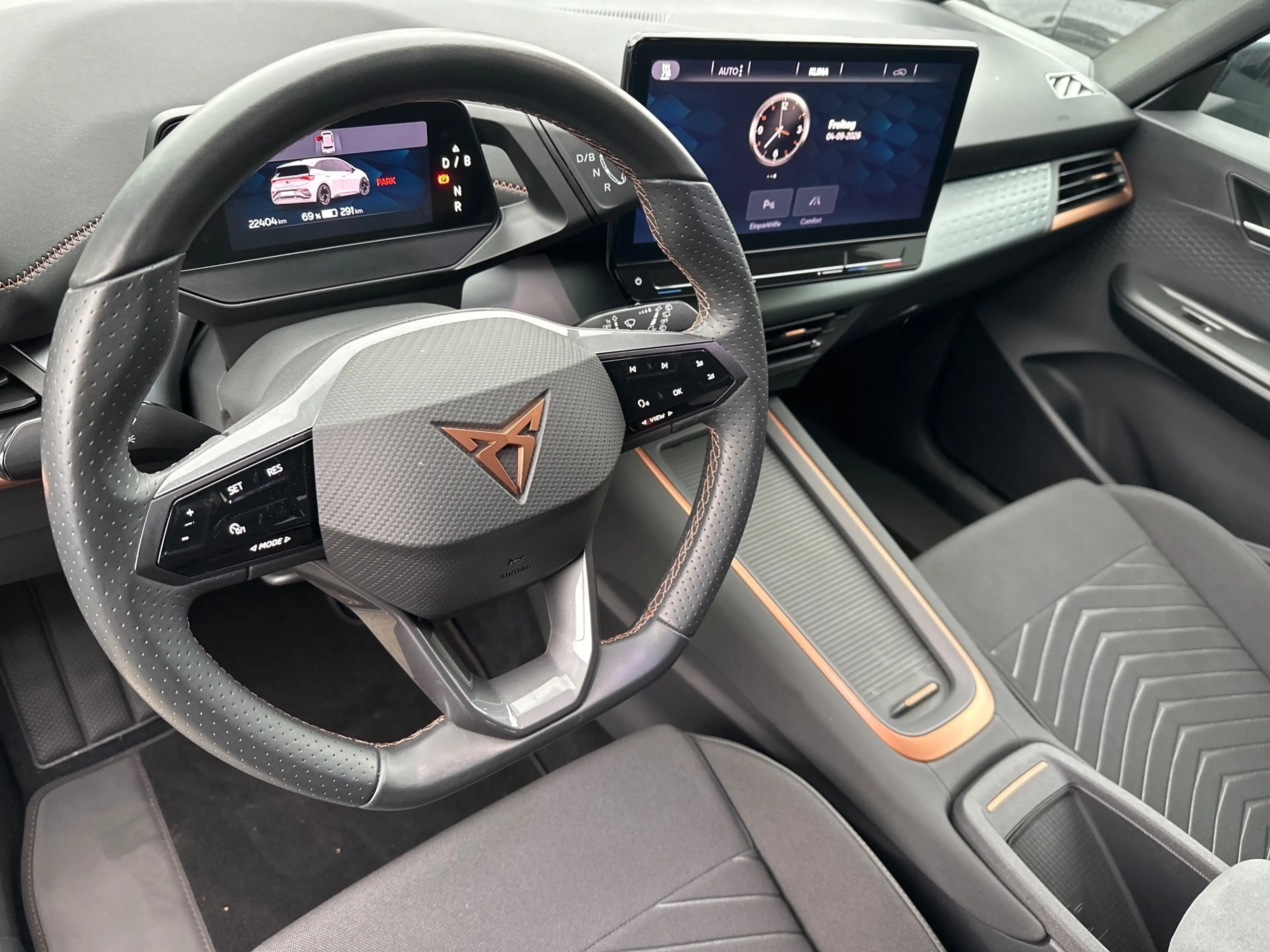CUPRA Born 150kW/58kWh NAV+LED+18ZOLL+KEYLESS+DAB+1HD — photo 7