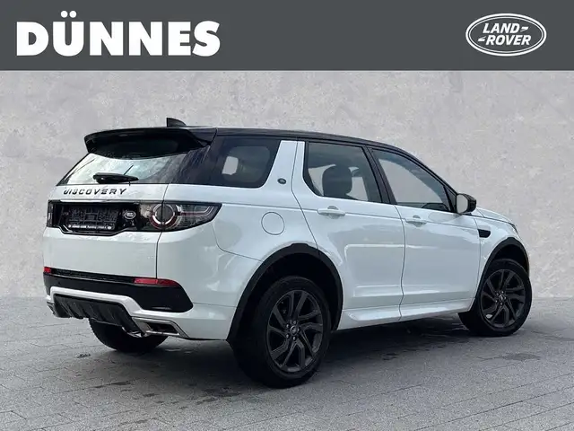 Land Rover Discovery Sport view 2