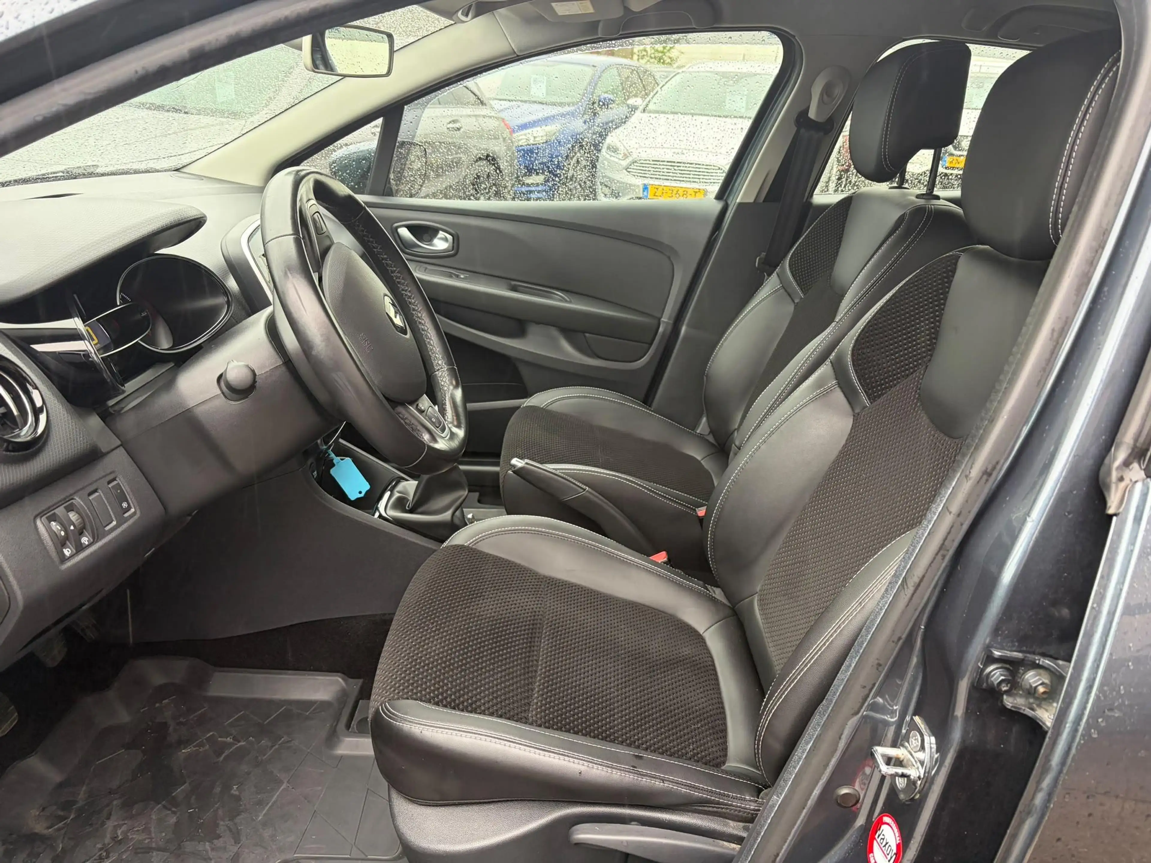 Renault Clio Estate 0.9 TCe Intens Clima, cruise, camera, pdc a — photo 10