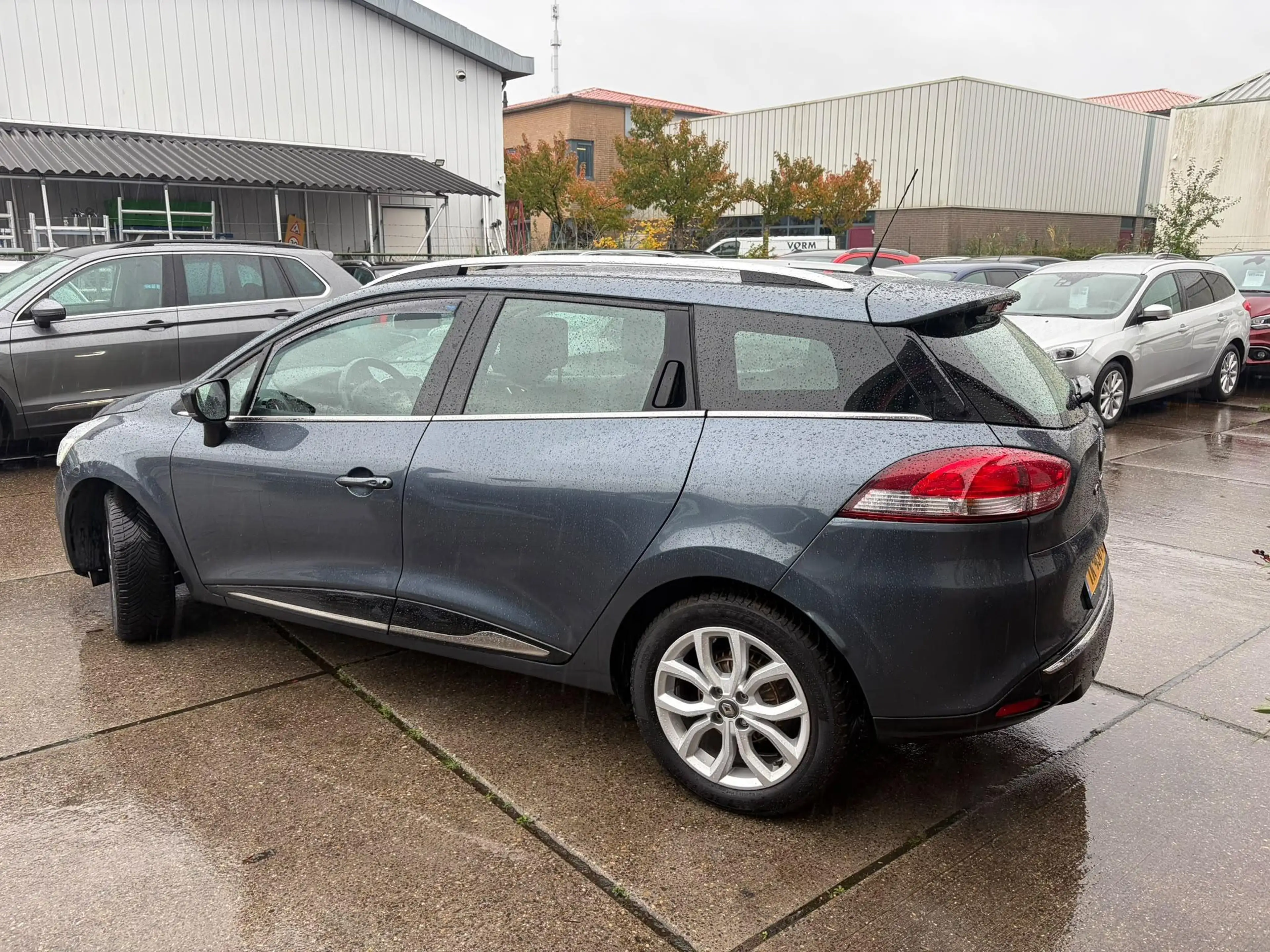 Renault Clio Estate 0.9 TCe Intens Clima, cruise, camera, pdc a — photo 5