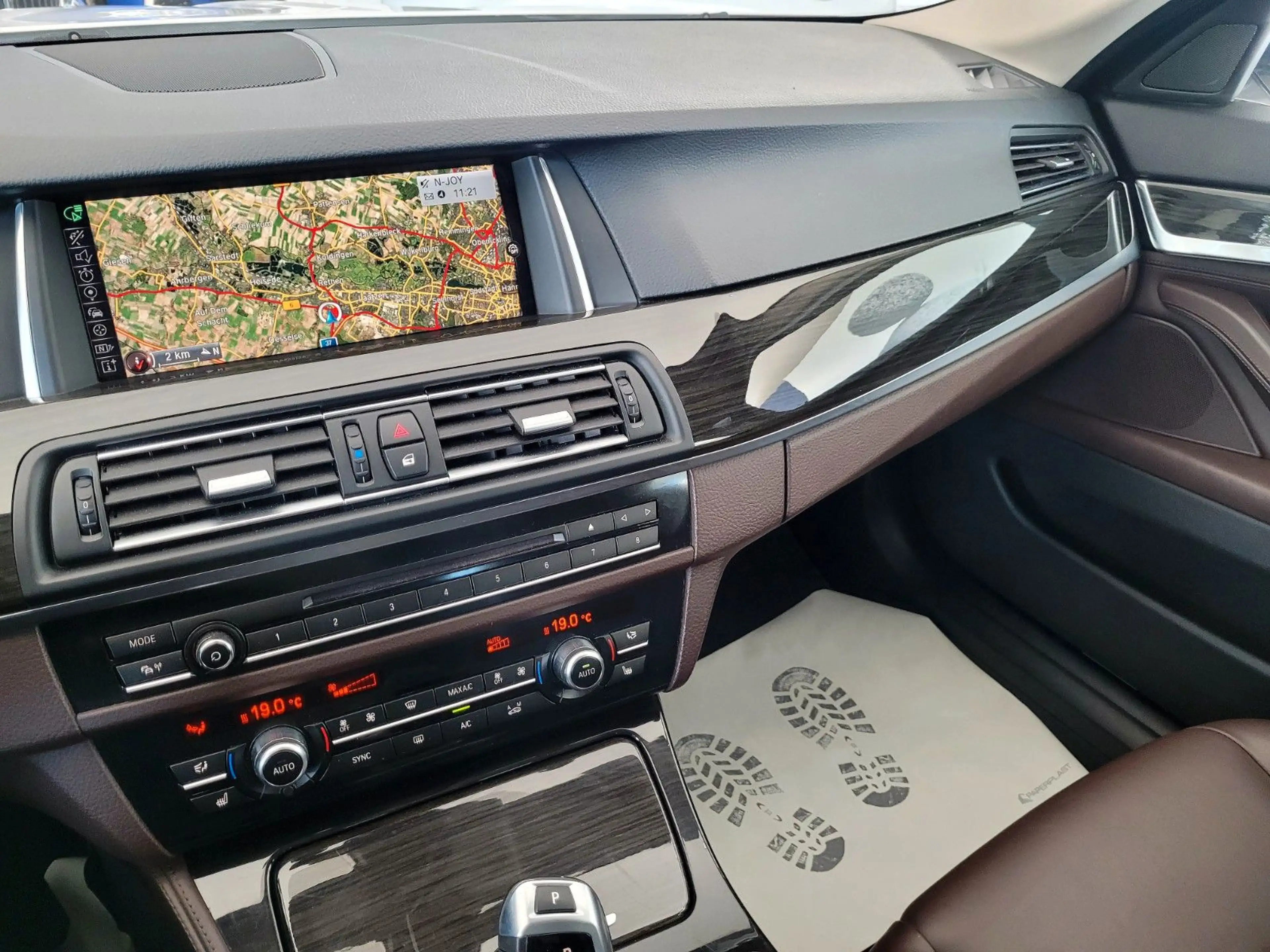 BMW 525 D Luxury/HuD/19"/NaviProf/M-Sportlenkrad/1Hd — photo 10