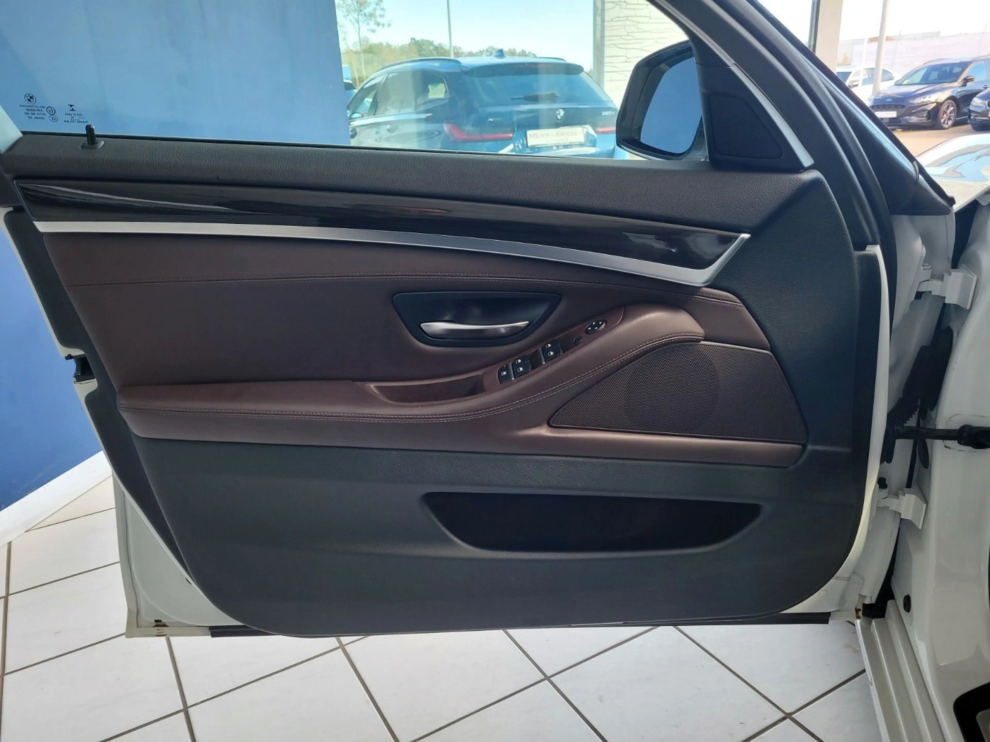 BMW 525 D Luxury/HuD/19"/NaviProf/M-Sportlenkrad/1Hd — photo 28