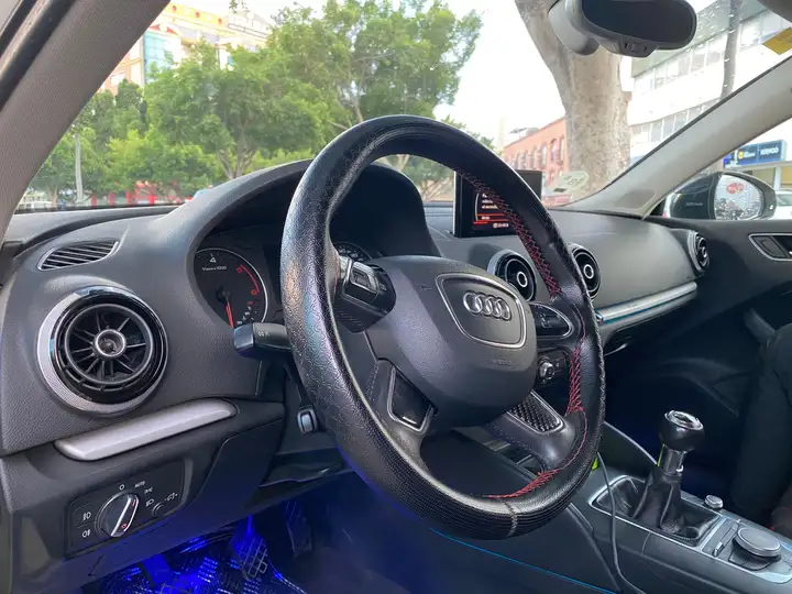 Audi A3 Sportback 1.6 TDI CD Adrenalin 2015, foto 6