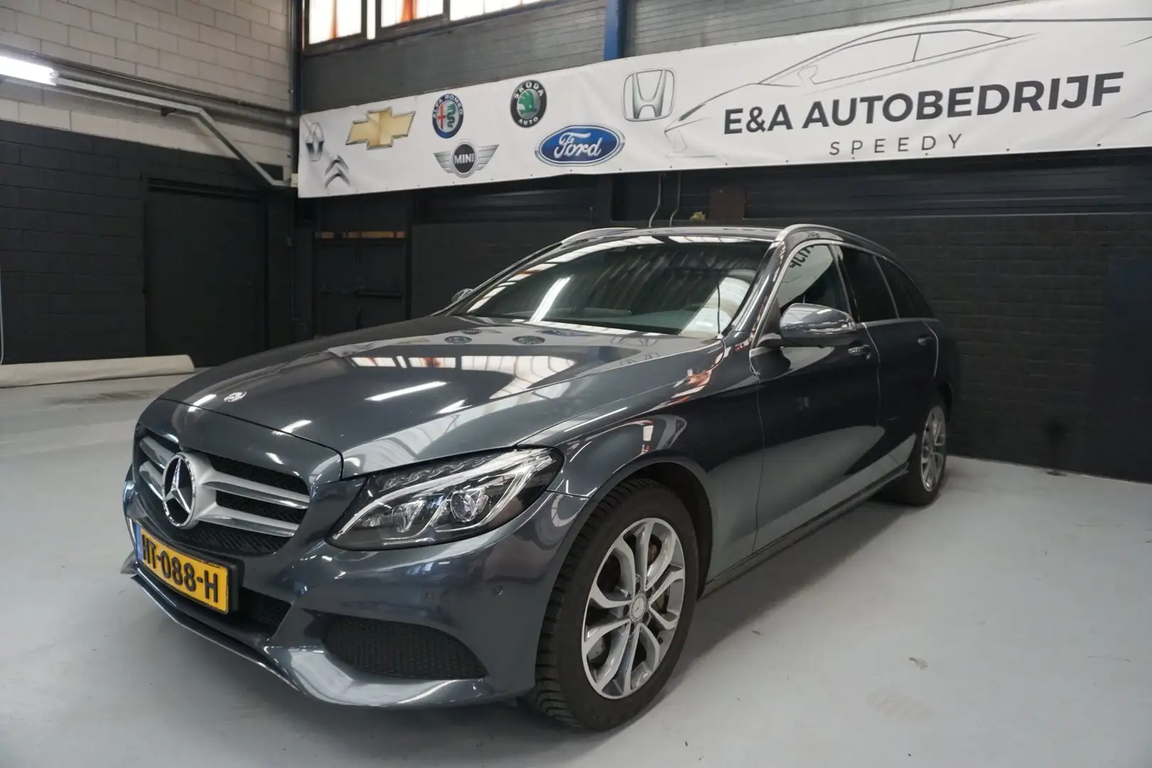 Mercedes-Benz C 350 Estate e Lease Edition 360 CAMERA / NAVI / NAP Gris - 2