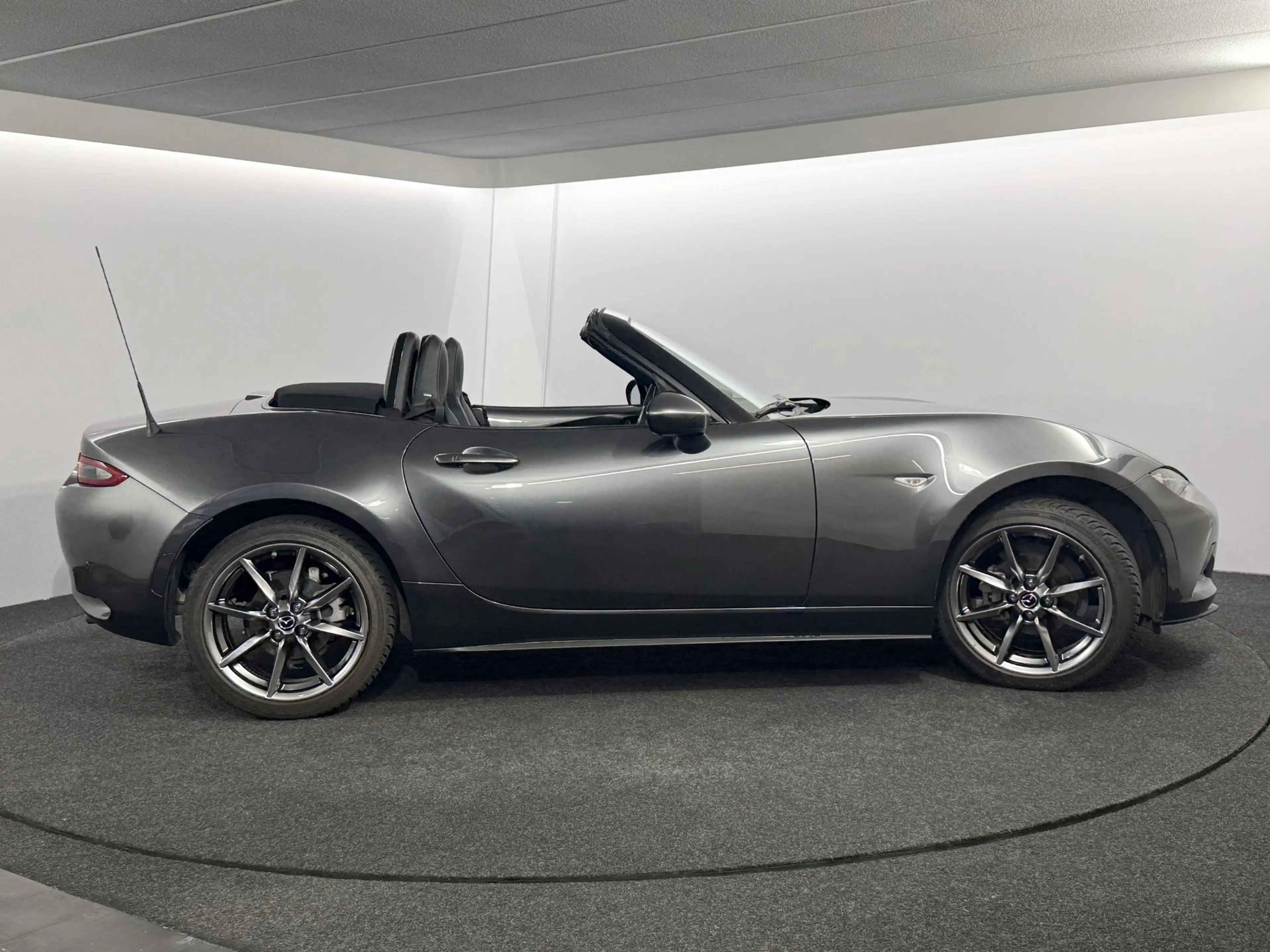 Mazda MX-5 1.5 SkyActiv-G 132 GT-M / Nieuw model / Leder / Na — photo 14