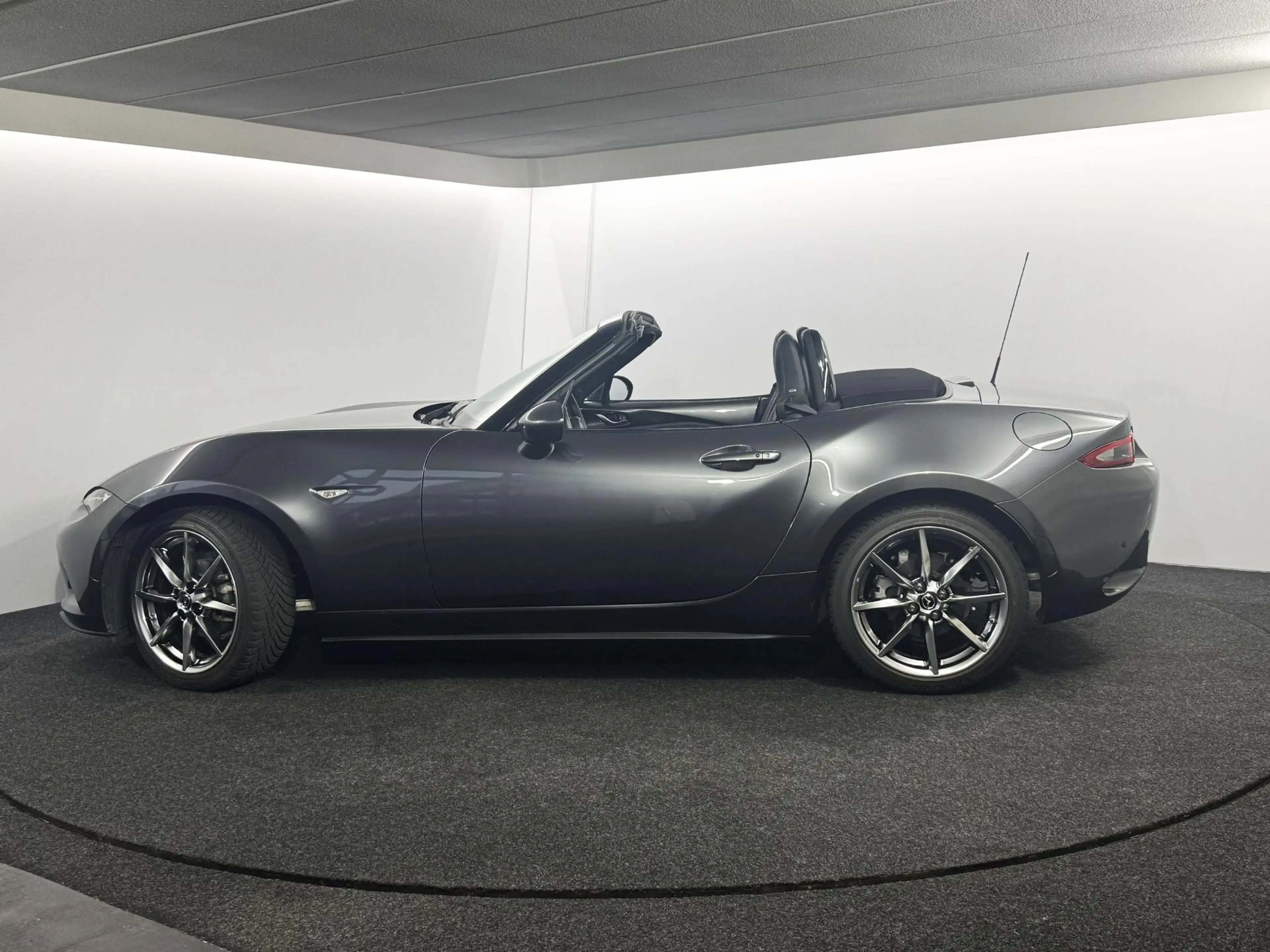 Mazda MX-5 1.5 SkyActiv-G 132 GT-M / Nieuw model / Leder / Na — photo 16
