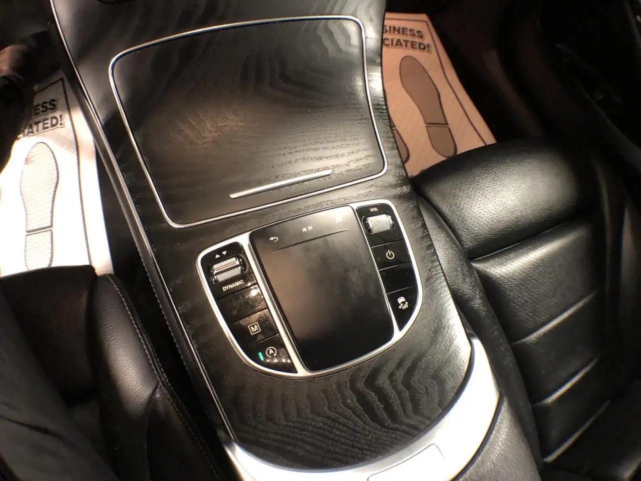 Mercedes-Benz GLC снимка Mercedes-Benz GLC