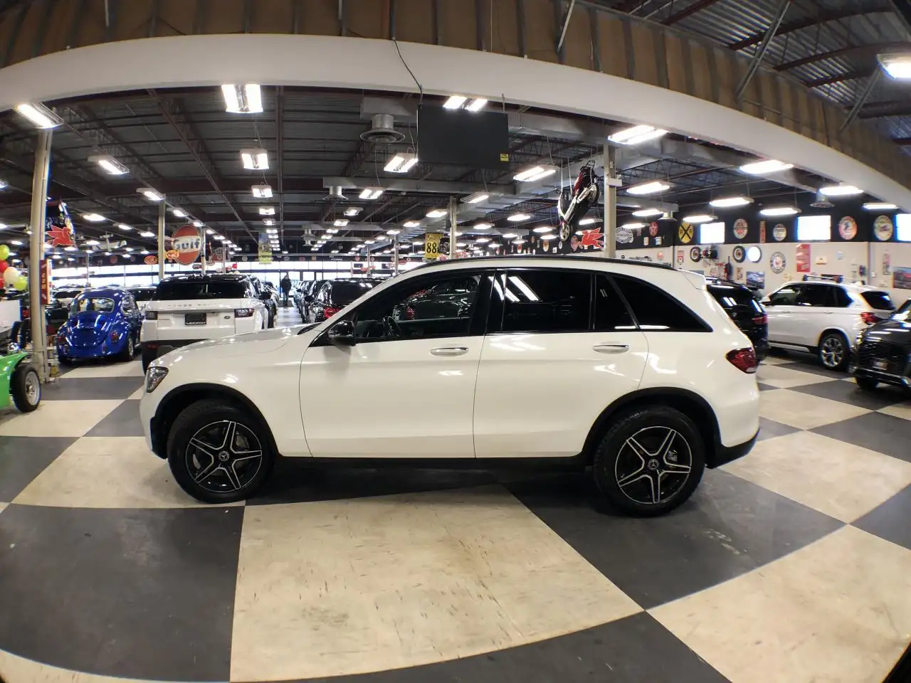Mercedes-Benz GLC снимка Mercedes-Benz GLC