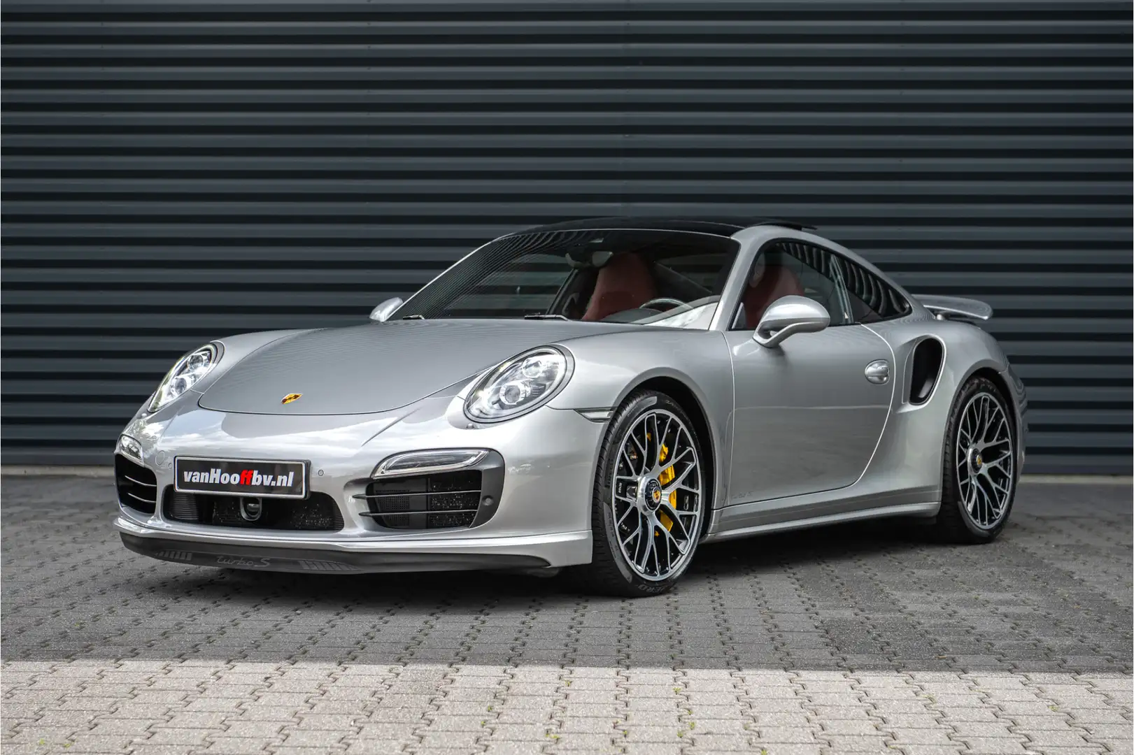 Porsche 991 3.8 Turbo S -Orig. NL- Gris - 1