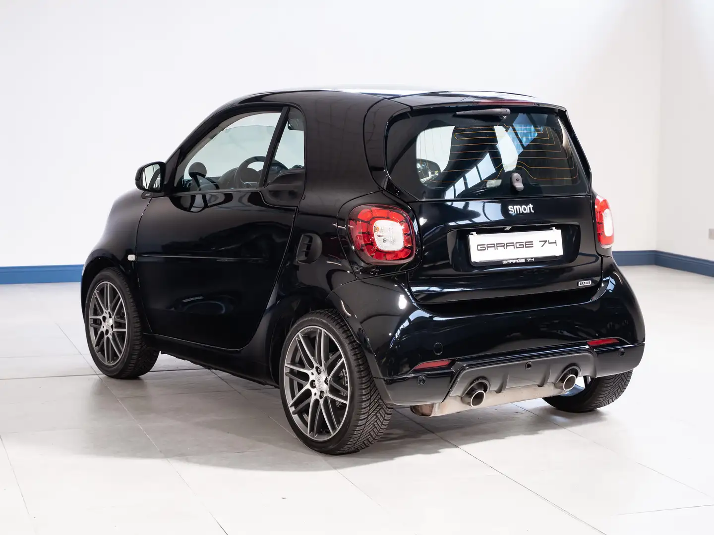 smart forTwo Fortwo 0.9 t Brabus 109cv twinamic Nero - 2