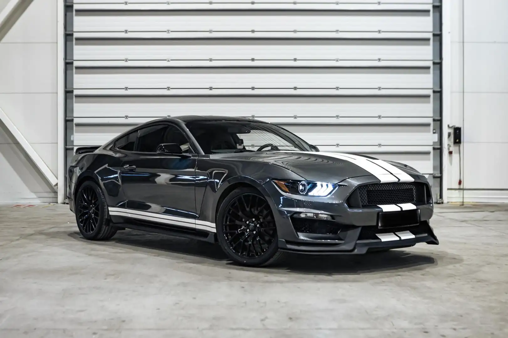 Ford Mustang 3.7 V6 - 1