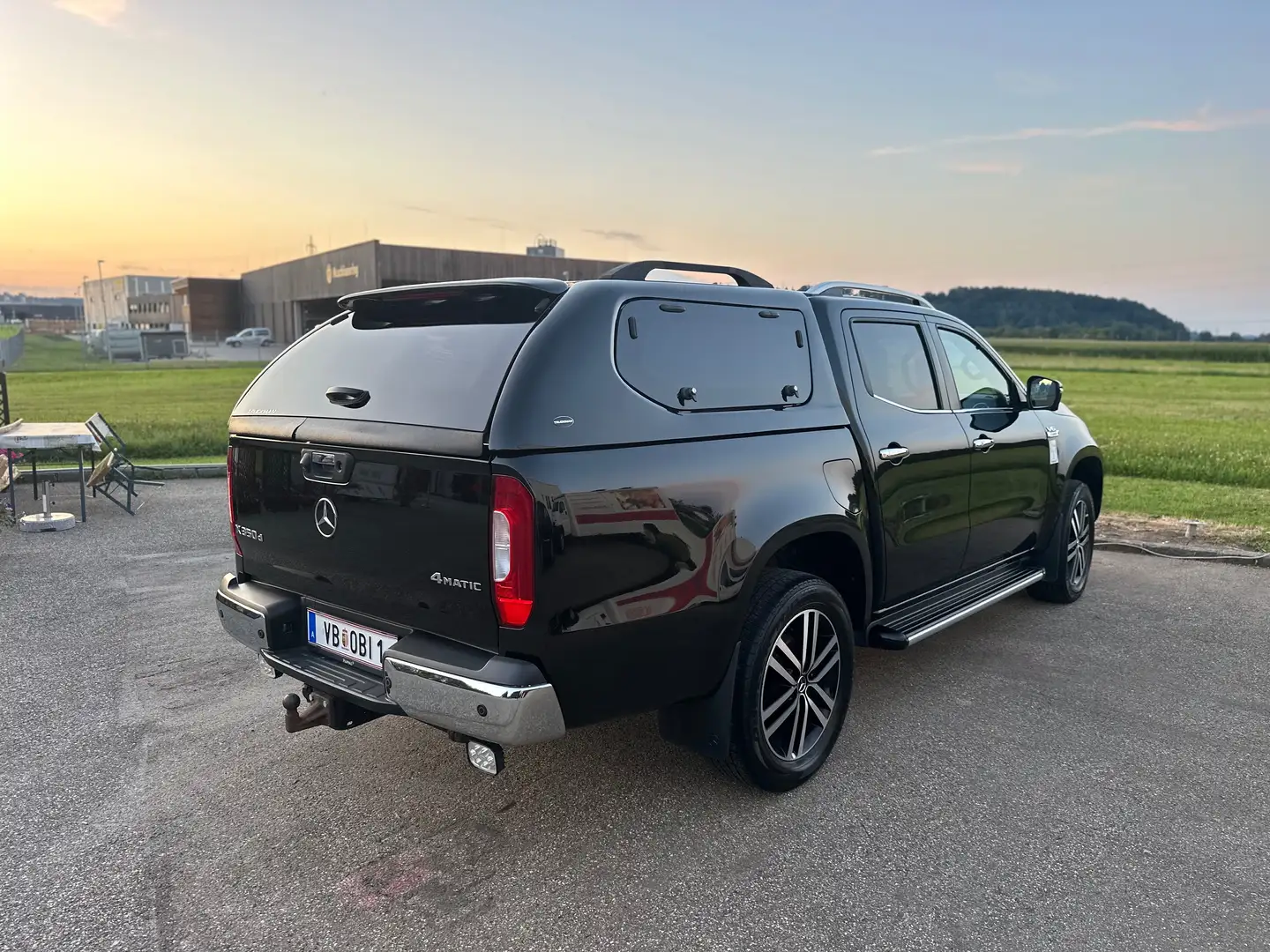 Mercedes-Benz X 350 Schwarz - 2