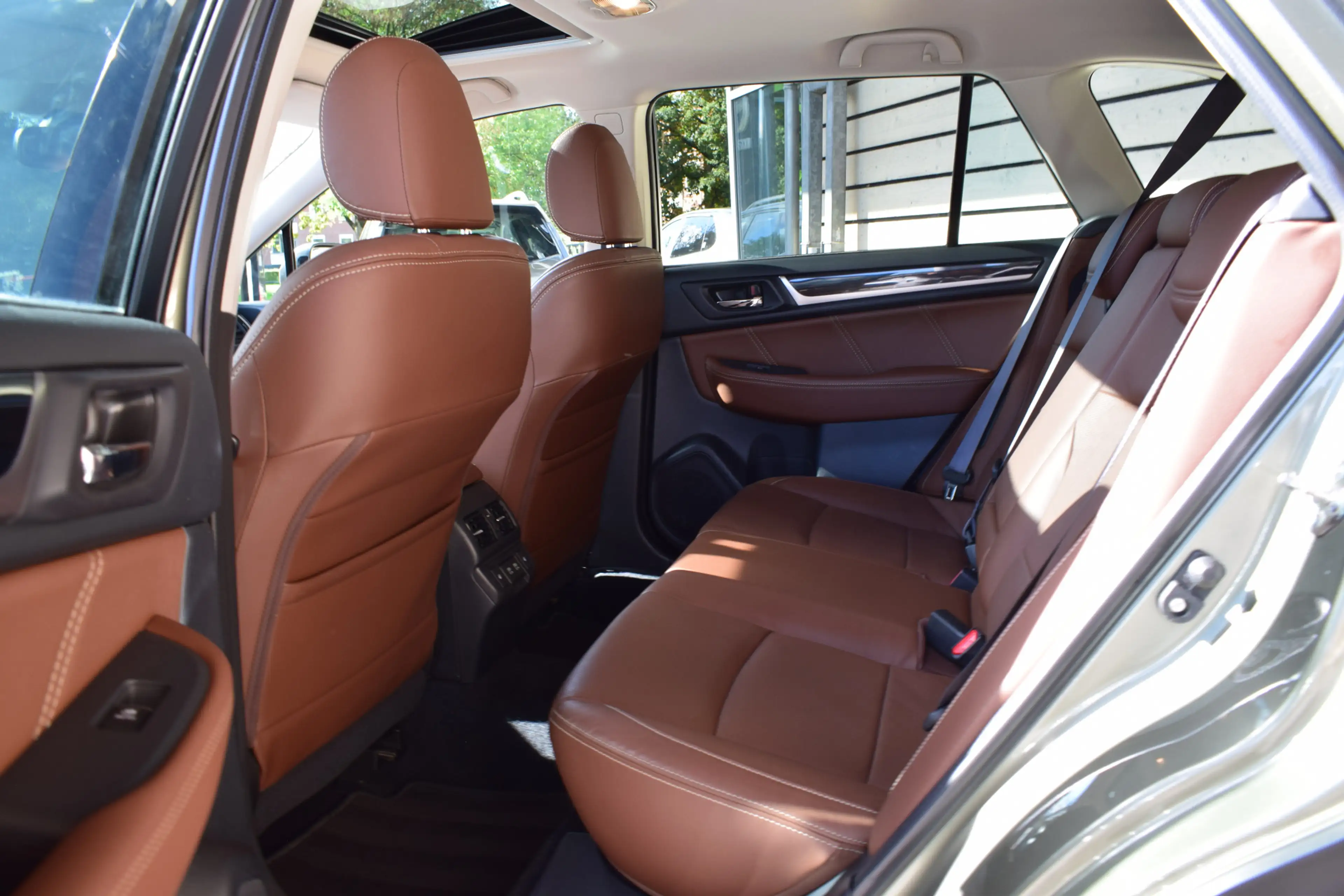 Subaru OUTBACK 2.5i Premium - Trekhaak - — photo 15