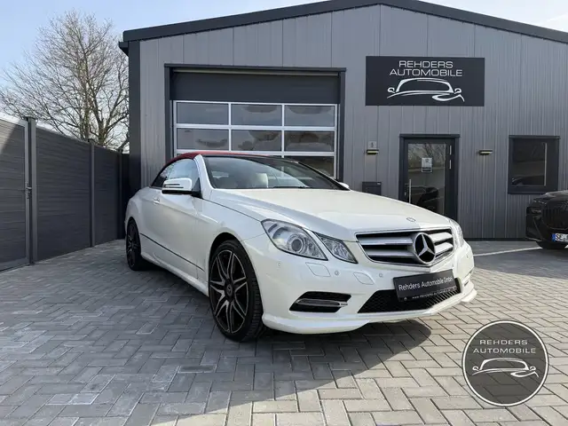 Mercedes-Benz E 350 CGI BlueEFFICIENCY RFK SHZ LED Navi Harmann Kardon