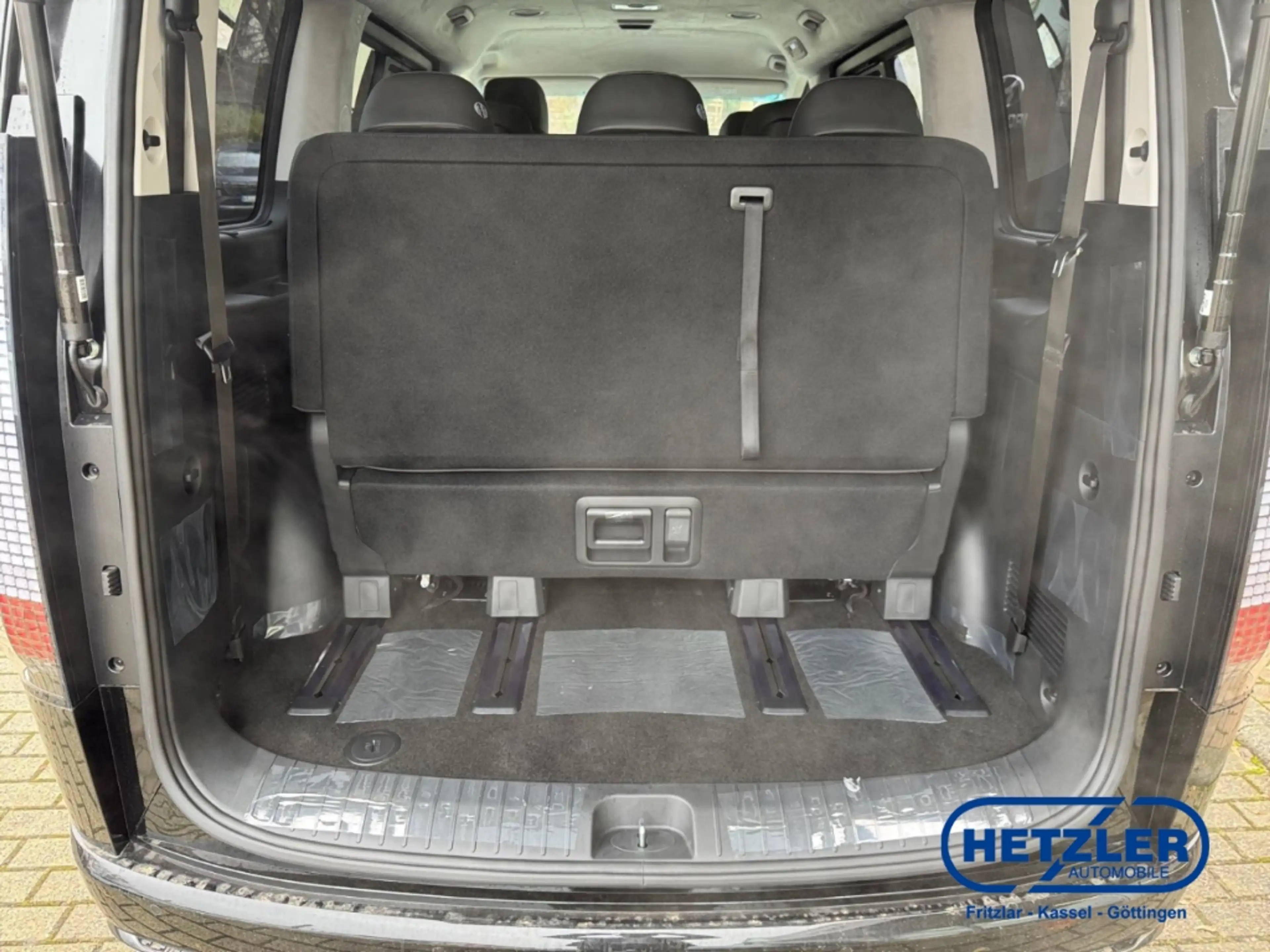 Hyundai STARIA Signature Hybrid 2WD 1.6 T-GDI EU6e 7-Sitzer Navi — photo 12