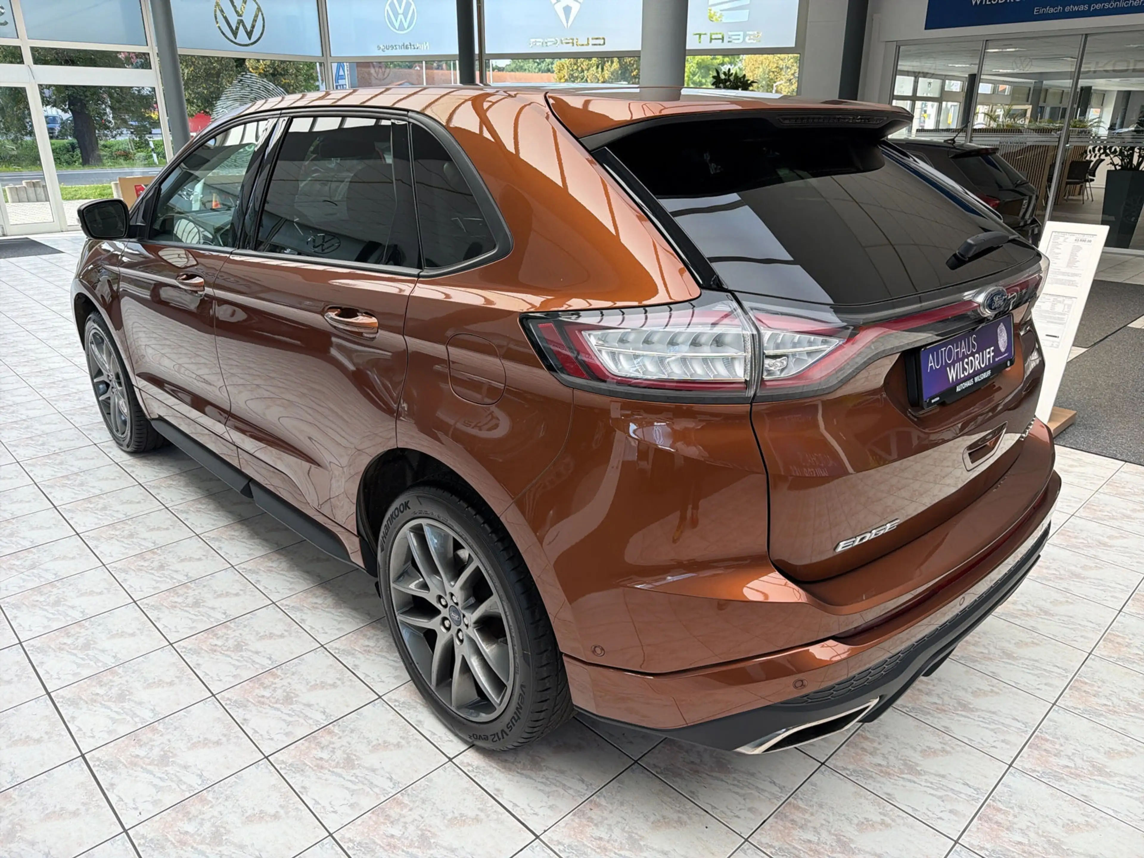 Ford Edge Sport 2.0 DCT 4x4 LED*NAVI*AHK*KAMERA* — photo 9