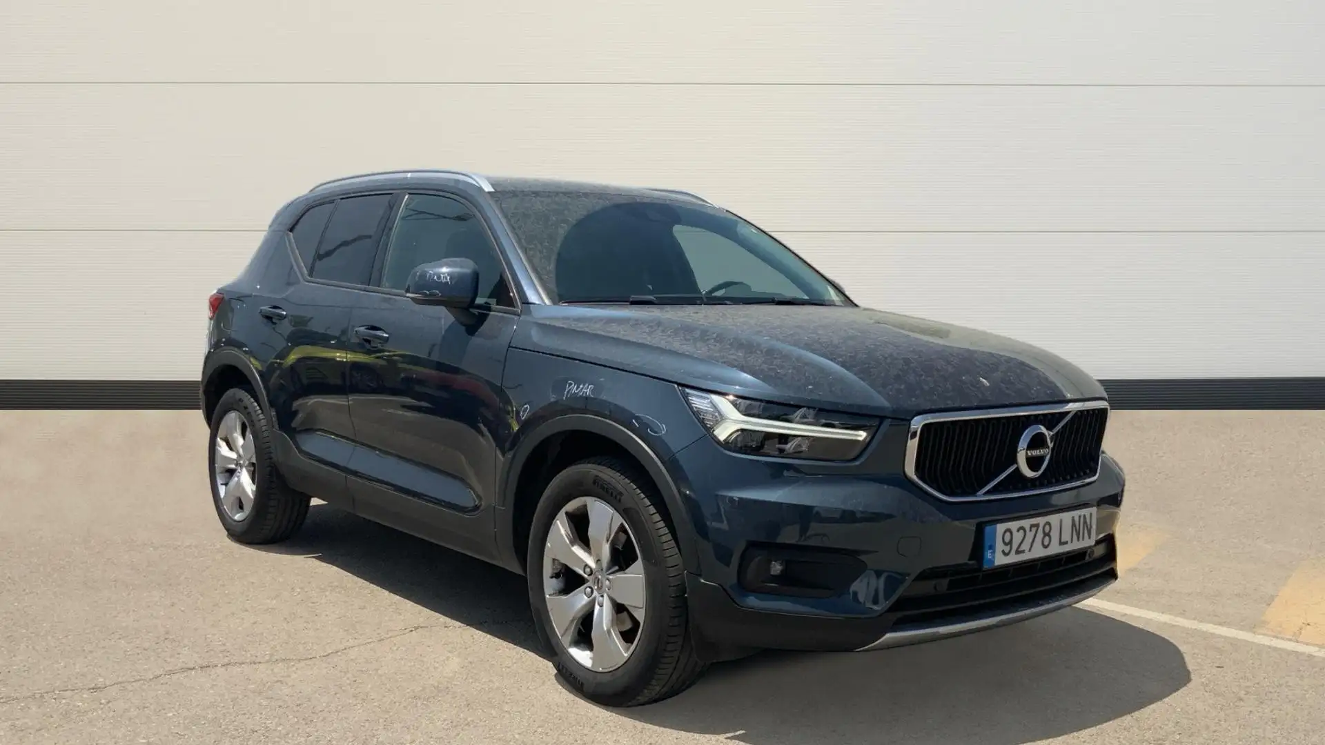 Volvo XC40 T3 Momentum Pro Aut. - 1