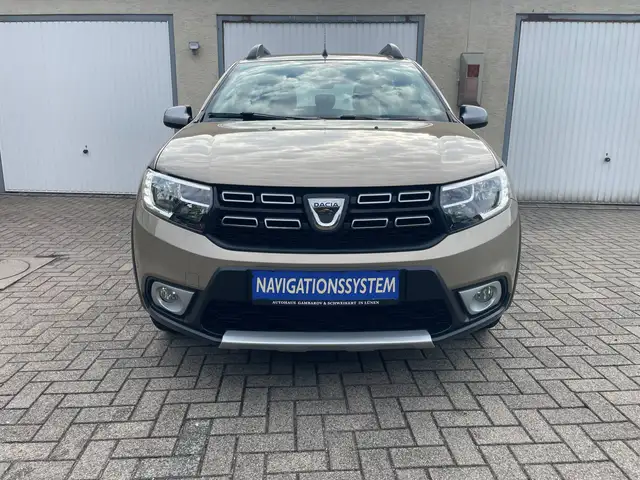 Dacia Sandero STEPWAY 1HD NAVI MEDIA KAMERA PDC TEMPO STARTSTOPP FREISPRECHANLAGE USB AUX
