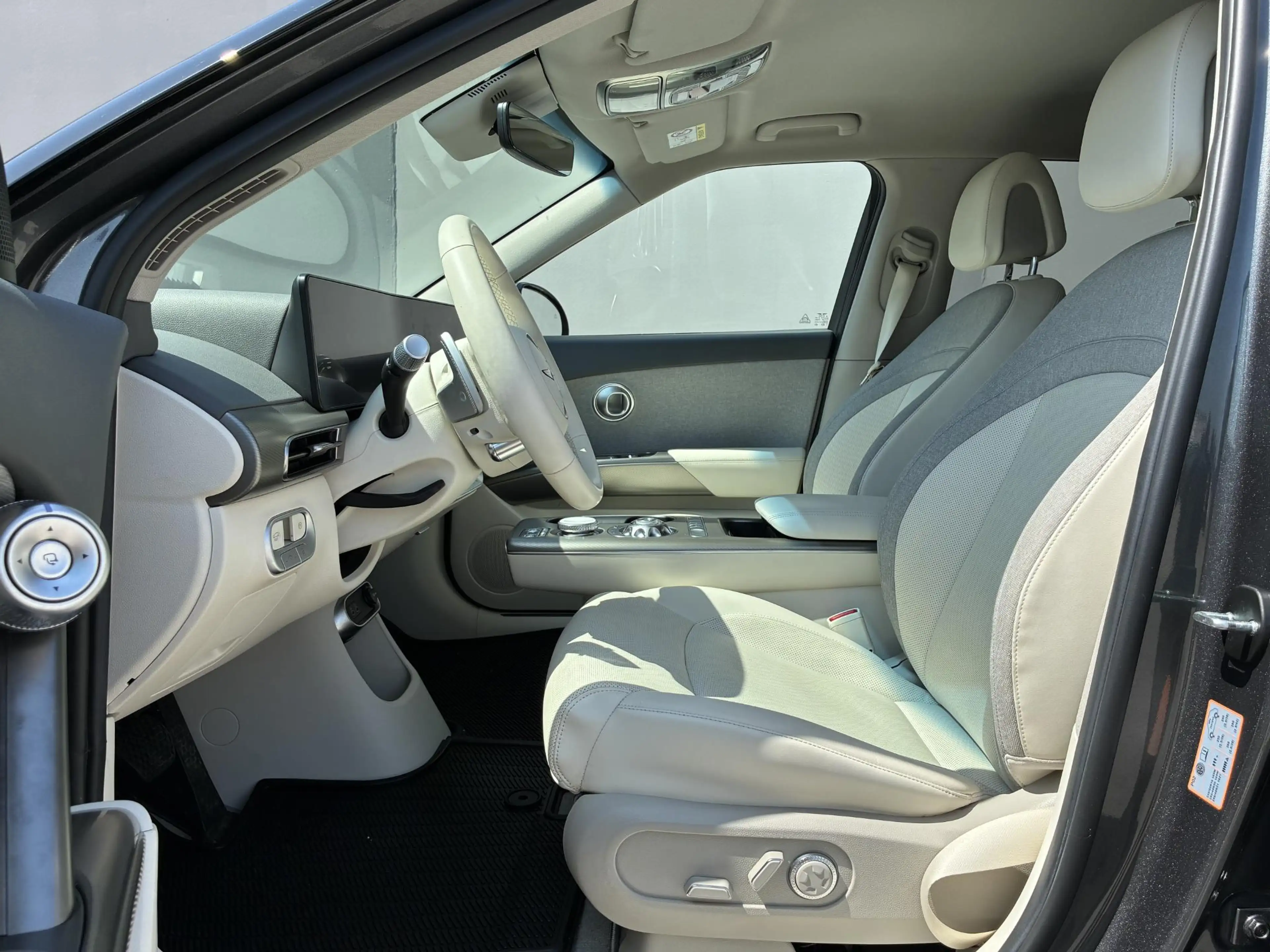 Genesis GV60 AWD SPORT / SOH 99,4% / Adaptieve Cruise Control / — photo 5