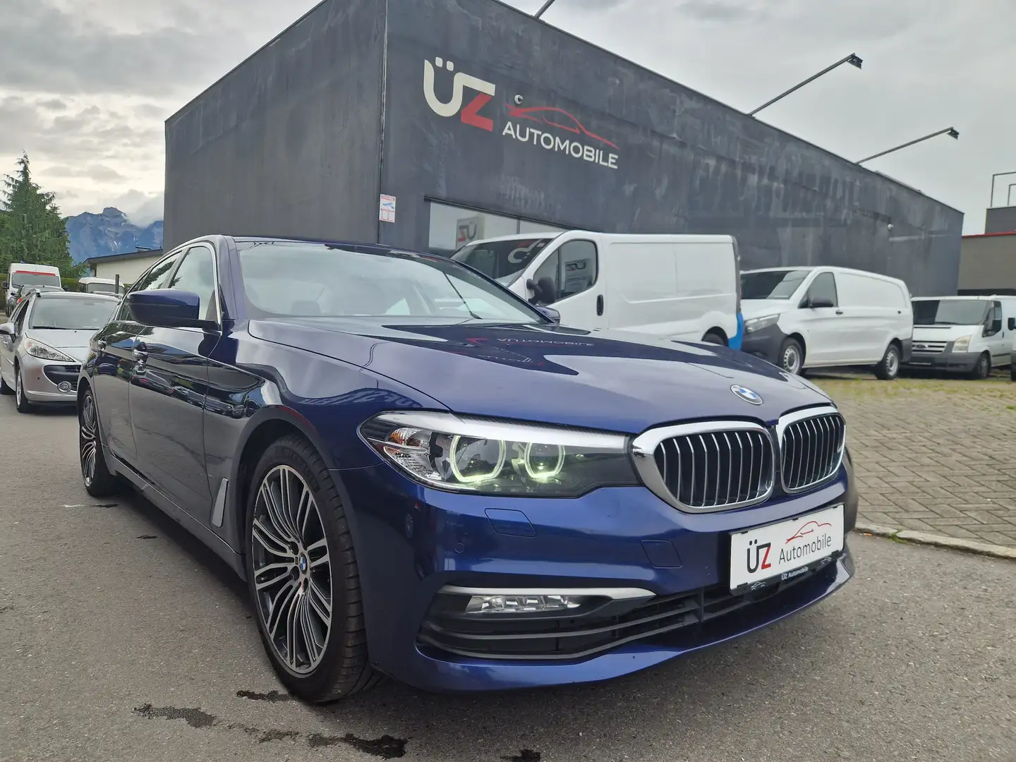 BMW 520 520 d Efficient Dynamics Blau - 1