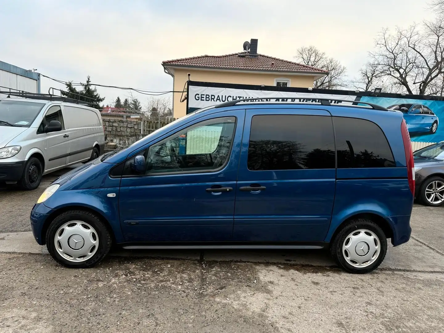 Mercedes-Benz Vaneo Compact Van 1.9*Behindert*TUV NEU* Niebieski - 2