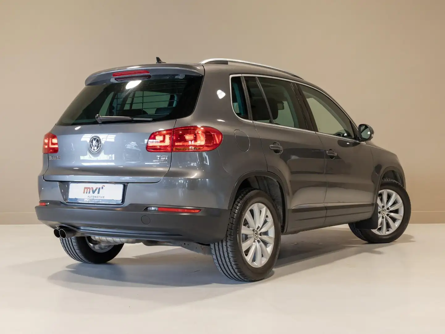 Volkswagen Tiguan 1.4 TSI Sport&Style 4Motion / 160pk / Panorama dak Grijs - 2