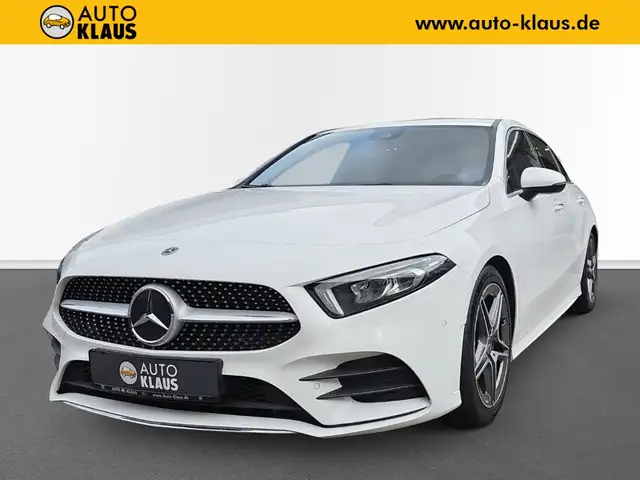 Mercedes-Benz A 220 4Matic AMG LED High Perf. Kamera
