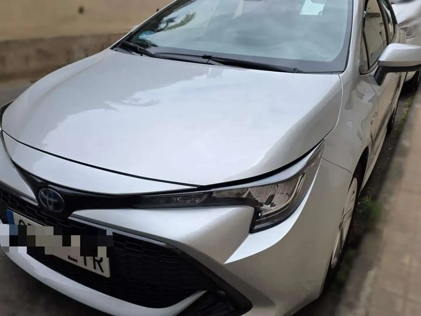 Toyota Corolla 1.8 125H BUSINESS E-CVT Gris - 1