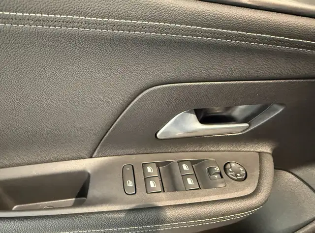 Opel Mokka view 12