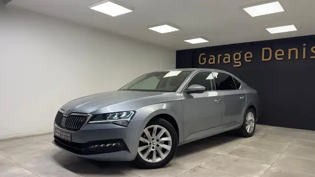 Skoda Superb 1.6 CR TDi DSG BOITE-AUTO*GPS+CAMERA*LED*GARANTIE