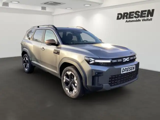 Dacia Bigster view 2