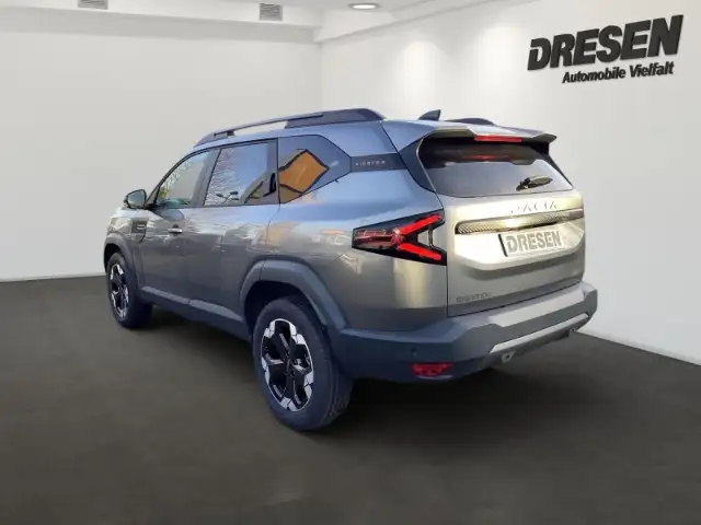 Dacia Bigster view 4