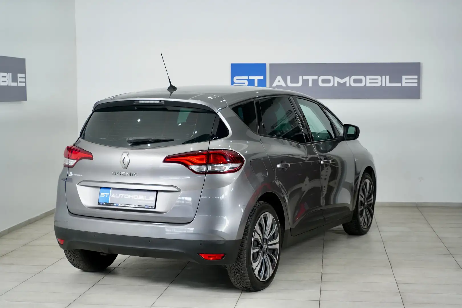 Renault Scenic Life // EINPARKHILFE // FREISPRECHEINRICHTUNG // Gris - 2