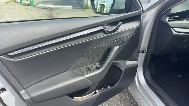 Skoda Octavia view 7