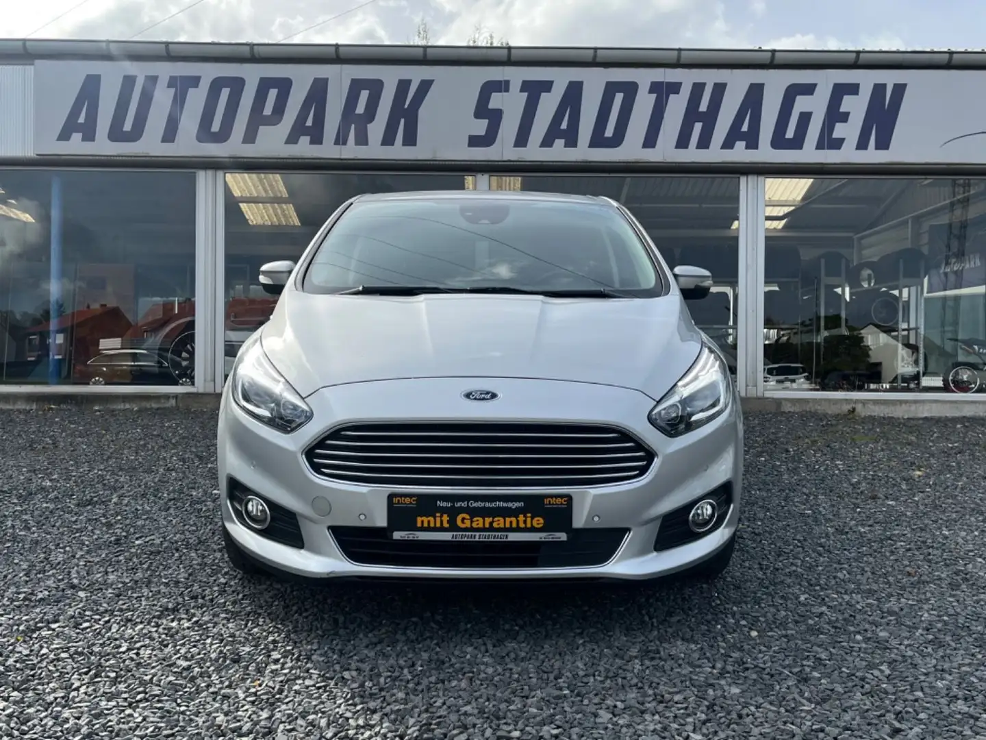 Ford S-Max 2.0 Ecobl Titanium 1.Hd AHK/LED/DAB/KAMERA Plateado - 2