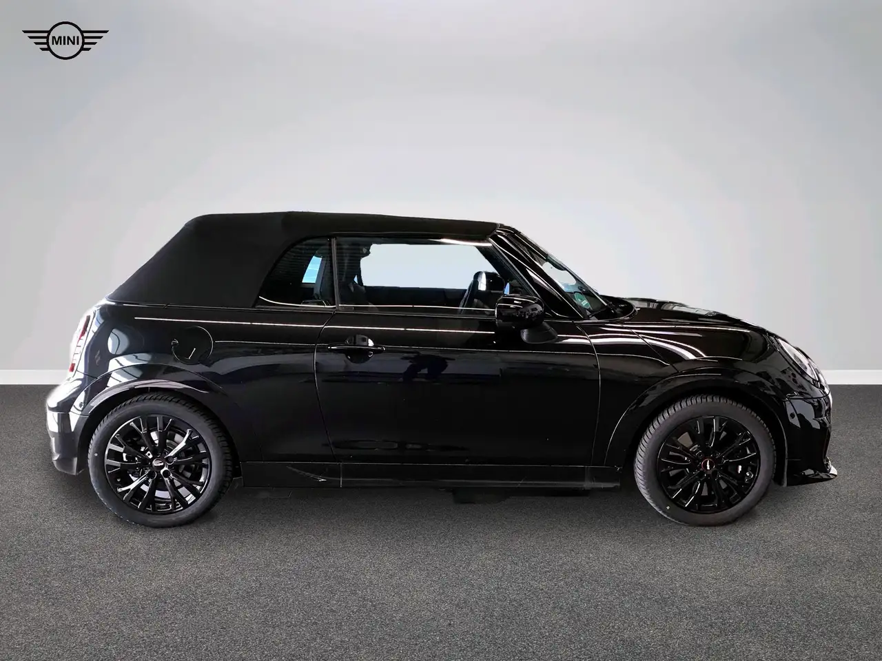 MINI Cooper S Cabrio John Cooper Works Trim 3