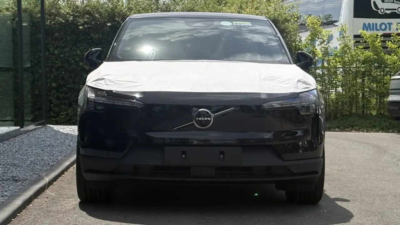 Volvo EX30 2026